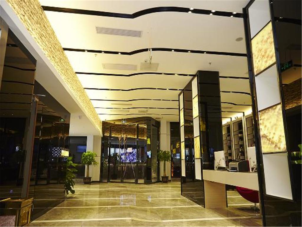 Lavande Hotel Tianhe Gangding Subway Station Branch Quảng Châu Ngoại thất bức ảnh